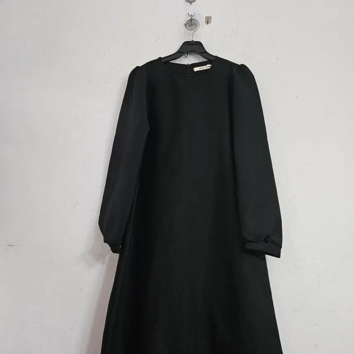 [BUNJANG] Black Long Puff Sleeve Dress / 블랙 롱 원피스 퍼프소매