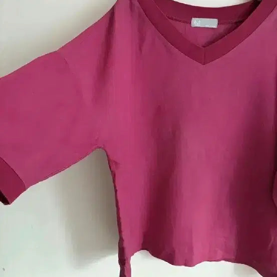 [BUNJANG] Linen V-Neck Short-Sleeve Blouse - Pink / V넥 반팔 블라우스 핑크 린넨