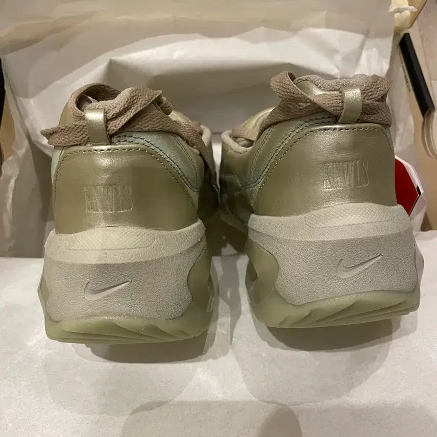 [BUNJANG] Nike x NOEUL Air Max Muse Beige Chalk W235 / (W) 나이키 x 노울스 에어맥스 뮤즈 베이지 초크 판매합니다.
