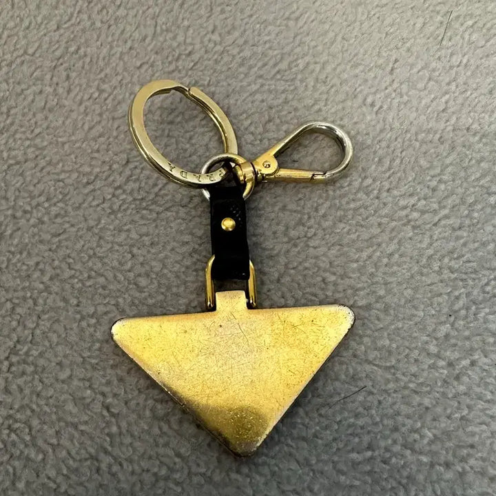 [BUNJANG] Prada Triangle Logo Keyring / 프라다 삼각로고 키링