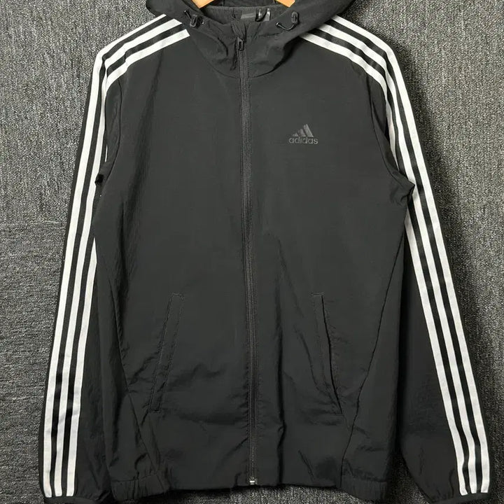 [BUNJANG] Adidas 3-Stripe Windbreaker Jacket Black M / 아디다스 3선 바람막이 블랙 M