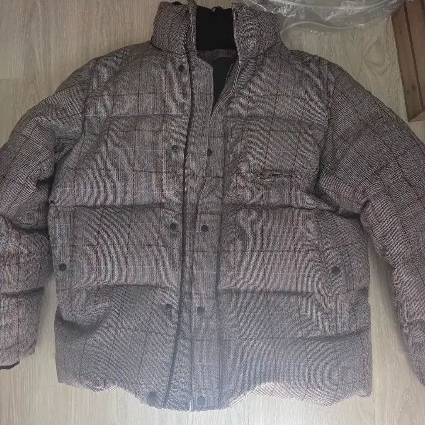 [BUNJANG] Time Homme Check Goose Short Padding - Gray (Size 100) / 타임옴므 정품 체크 구스 숏 패딩 그레이 100사이즈