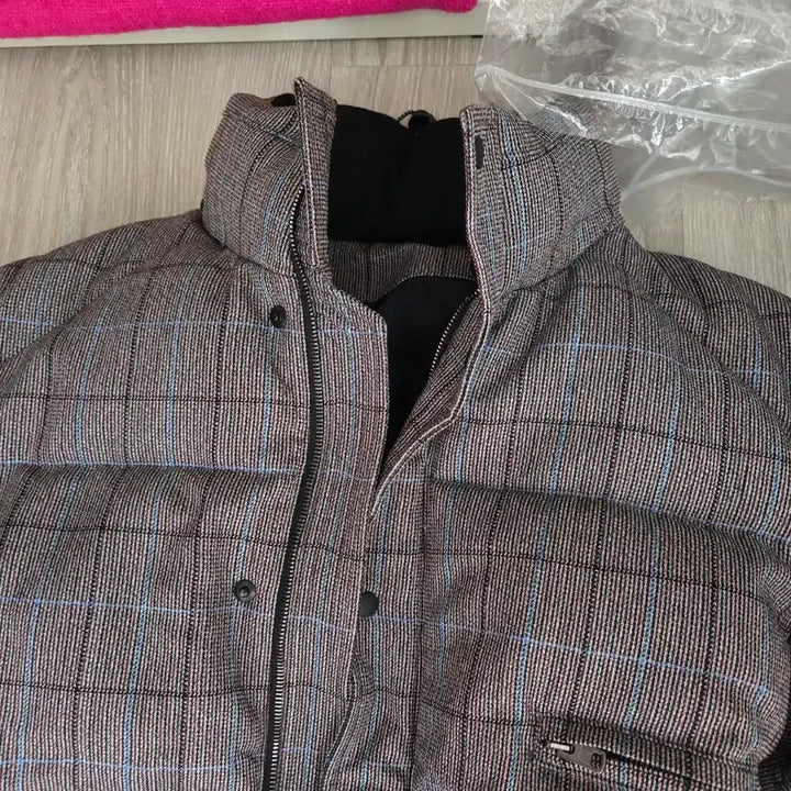 [BUNJANG] Time Homme Check Goose Short Padding - Gray (Size 100) / 타임옴므 정품 체크 구스 숏 패딩 그레이 100사이즈
