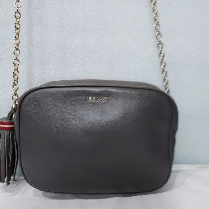 [BUNJANG] Bally Camera Bag Tassel Chain Crossbody Bag / 발리정품카메라테슬체인크로스백