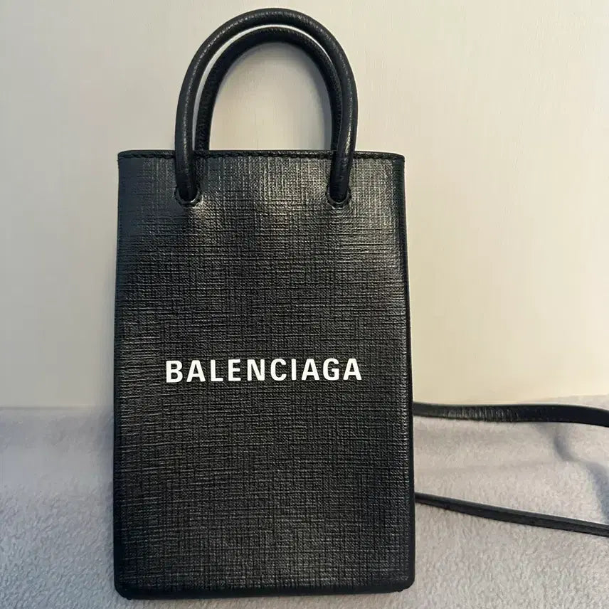 [BUNJANG] Balenciaga Black Phone Bag / 발렌시아가 폰백 블랙