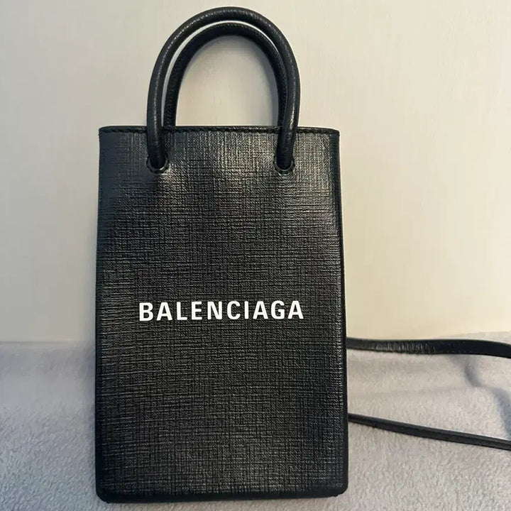 [BUNJANG] Balenciaga Black Phone Bag / 발렌시아가 폰백 블랙