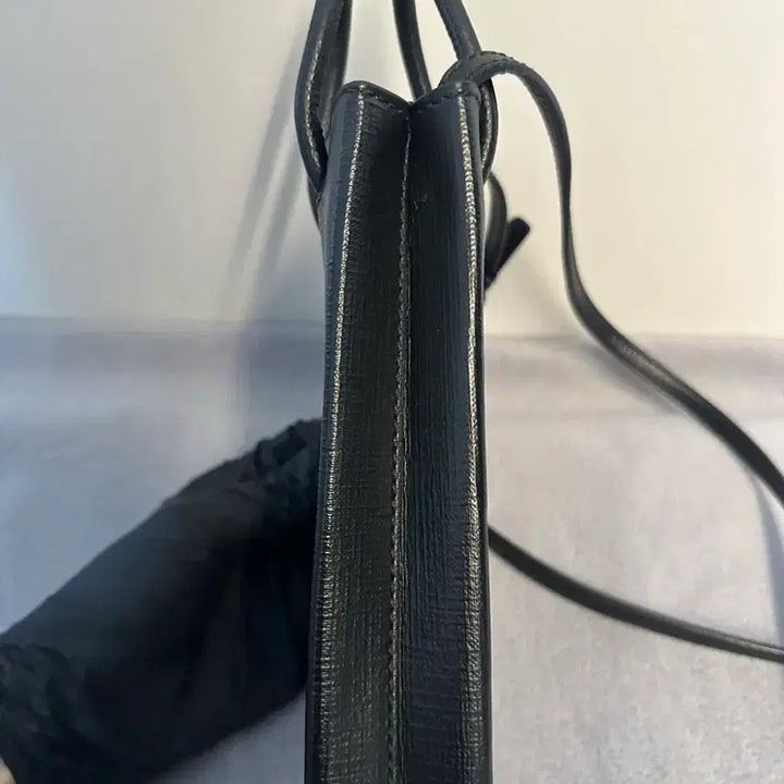[BUNJANG] Balenciaga Black Phone Bag / 발렌시아가 폰백 블랙