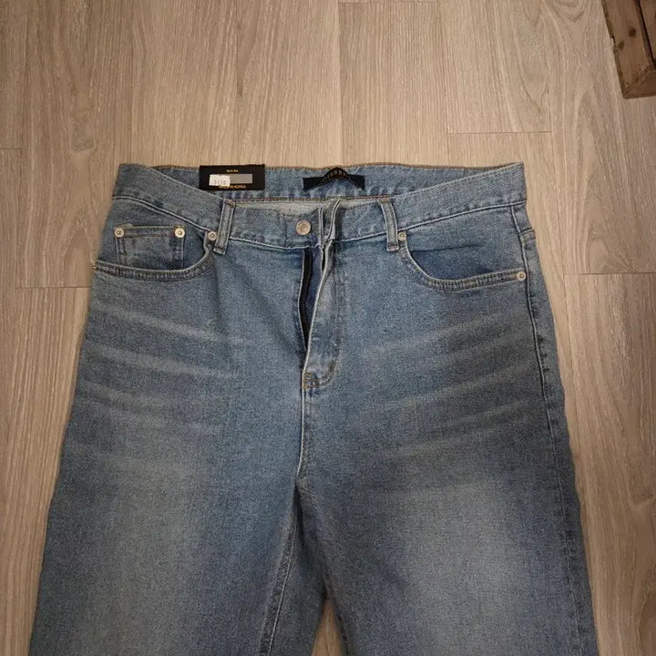 [BUNJANG] Rolled Hem Light Wash Wide Leg Jeans Size 32 / 롤업 연청 와이드 청바지 32사이즈