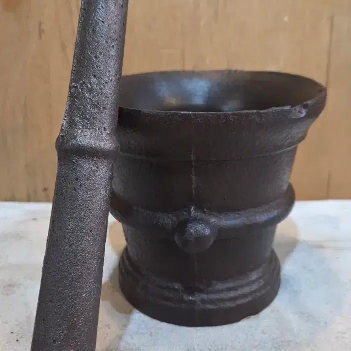 [BUNJANG] Vintage Cast Iron Mortar and Pestle Set / 연대좋고 잘생긴 무쇠 약절구