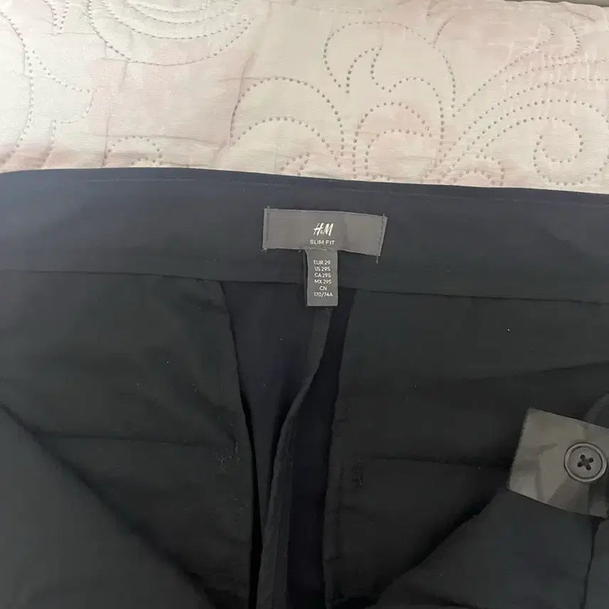 [BUNJANG] H&amp;M Navy Slim Fit Slacks / h&amp;m 네이비 슬랙스 슬림