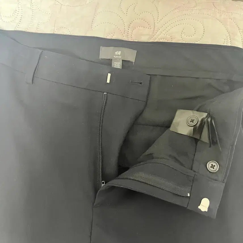 [BUNJANG] H&amp;M Navy Slim Fit Slacks / h&amp;m 네이비 슬랙스 슬림