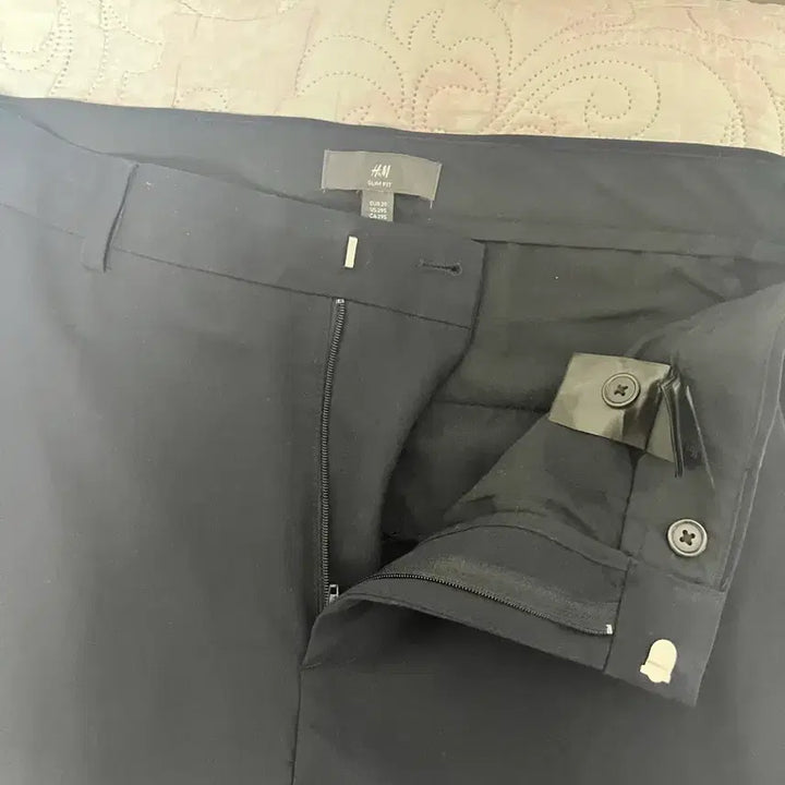 [BUNJANG] H&amp;M Navy Slim Fit Slacks / h&amp;m 네이비 슬랙스 슬림