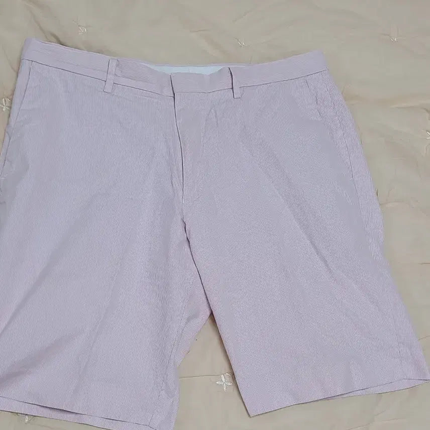 [BUNJANG] Uniqlo Pink Stripe Shorts / 유니클로  핑크 스트라이프 반바지