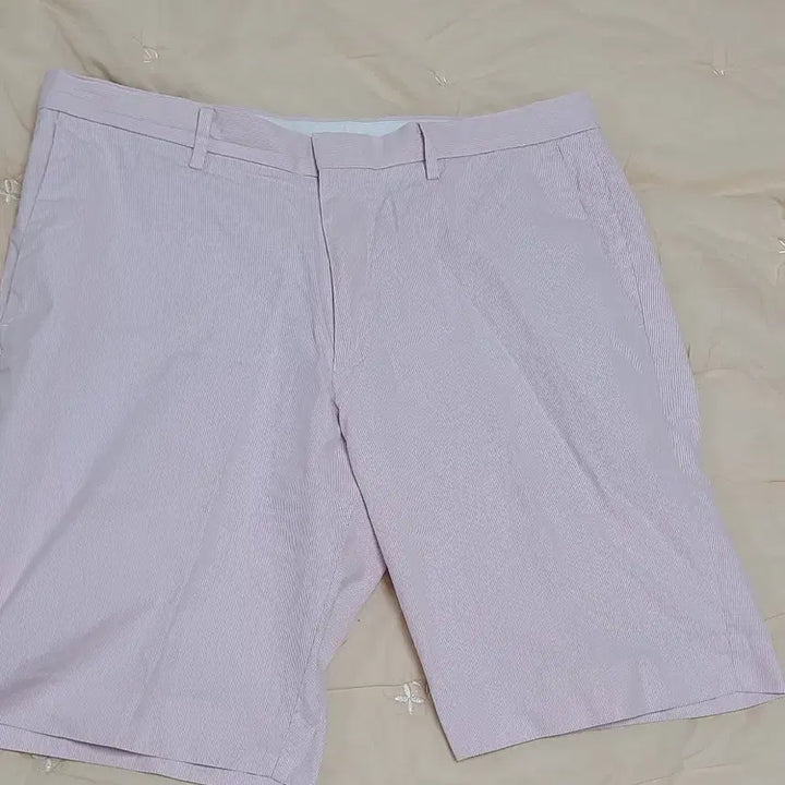 [BUNJANG] Uniqlo Pink Stripe Shorts / 유니클로  핑크 스트라이프 반바지