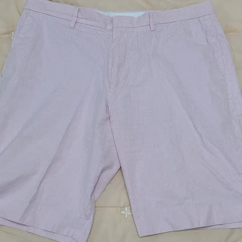 [BUNJANG] Uniqlo Pink Stripe Shorts / 유니클로  핑크 스트라이프 반바지