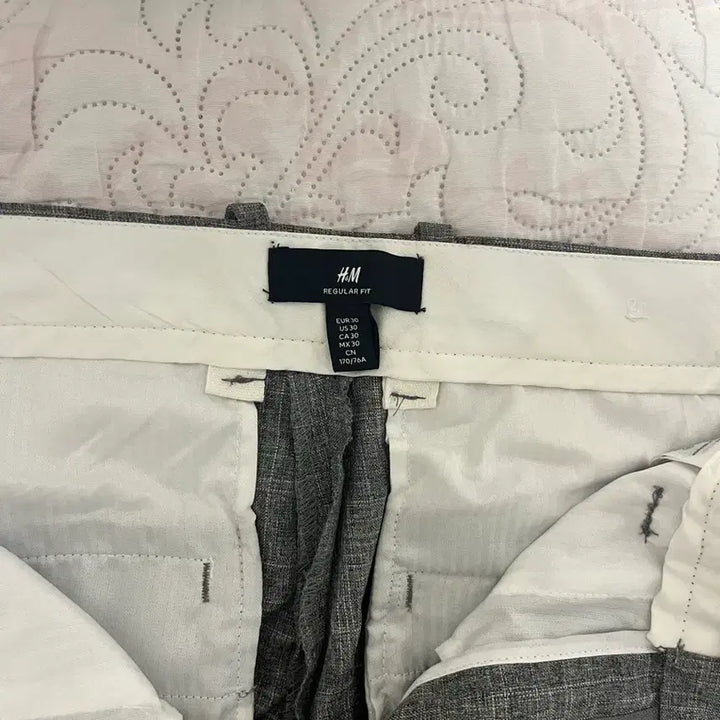 [BUNJANG] H&amp;M Regular Fit Summer Slacks Grey / h&amp;m 그레이 슬랙스 레귤러핏 여름용