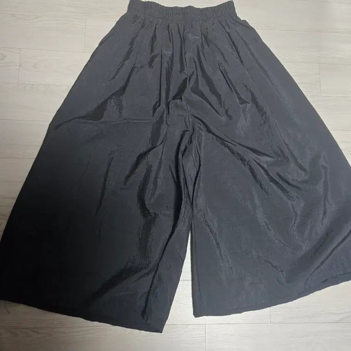 [BUNJANG] Parsons Banding Wide Skirt Pants / 파슨스 바스락 밴딩 와이드 치마 바지