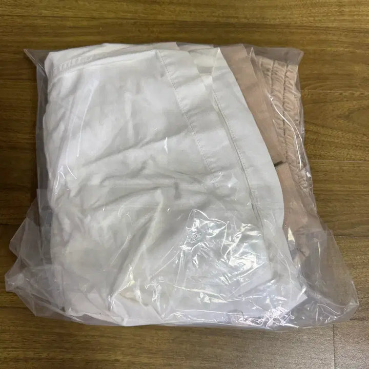 [SOLD OUT] 폴로 프렙스터 화이트 베이지자수 화이트자수3개(아울렛)