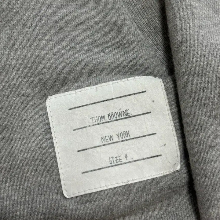 [BUNJANG] Thom Browne Grey Zip-Up Training Set / 톰브라운 그레이 색상 집업 트레이닝 세트