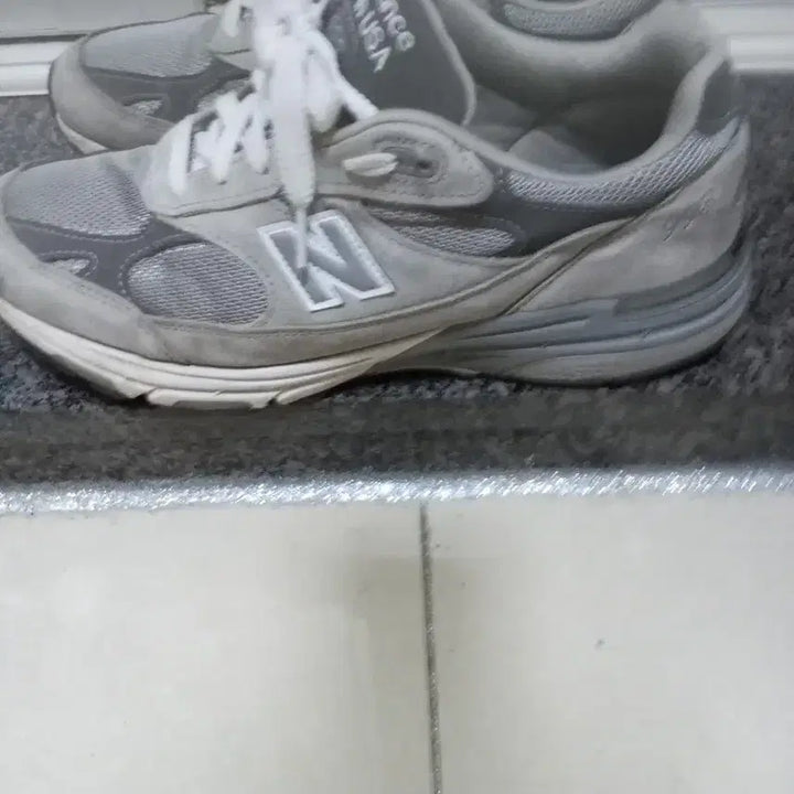 [BUNJANG] New Balance 993 Made in USA Grey Sneakers Size 280 / 뉴발란스 993 그레이 운동화 사이즈 280