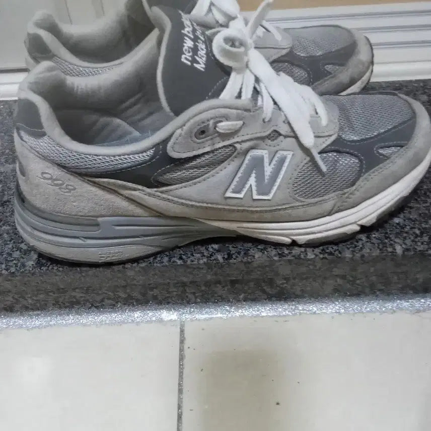 [BUNJANG] New Balance 993 Made in USA Grey Sneakers Size 280 / 뉴발란스 993 그레이 운동화 사이즈 280