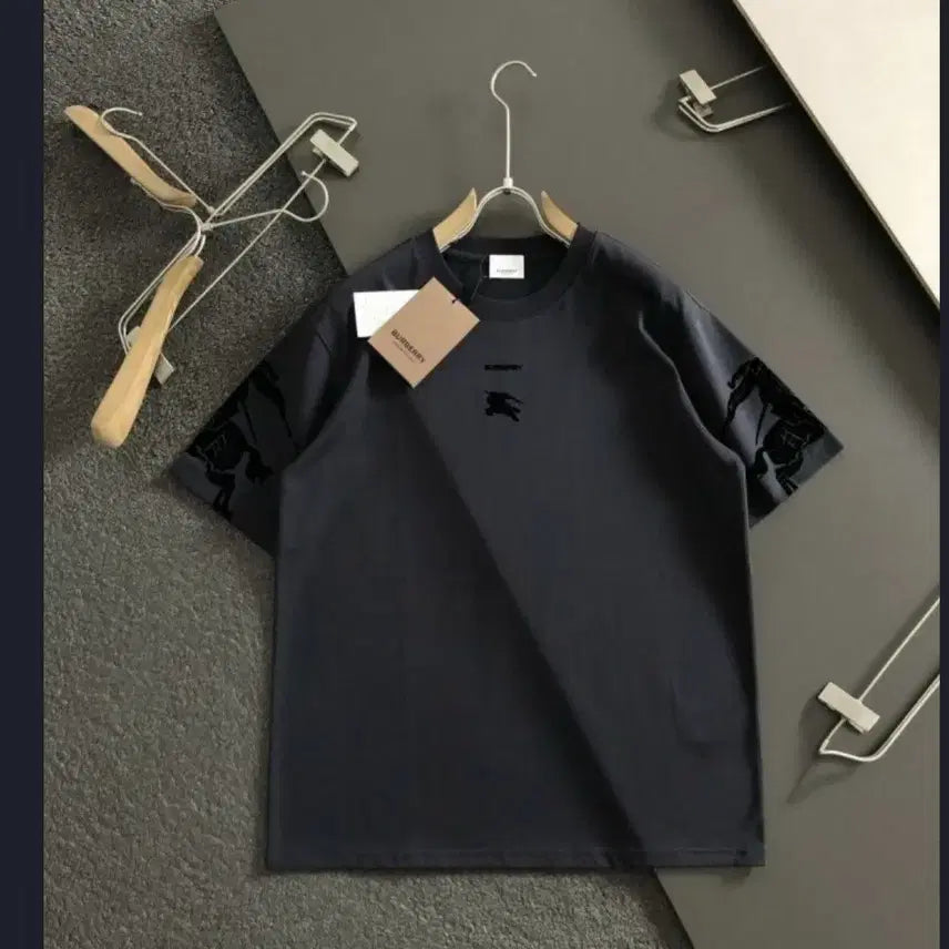 [BUNJANG] Burberry Unisex Shirt Size 100 / 버*리 셔츠(남.여 공용)사이즈 100