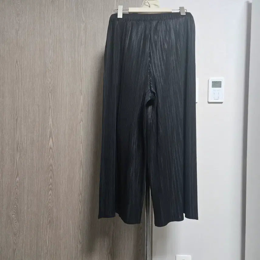 [BUNJANG] Pleats Me Wide Leg Pants Black Free Size / 플리츠미 와이드 팬츠 블랙 프리사이즈