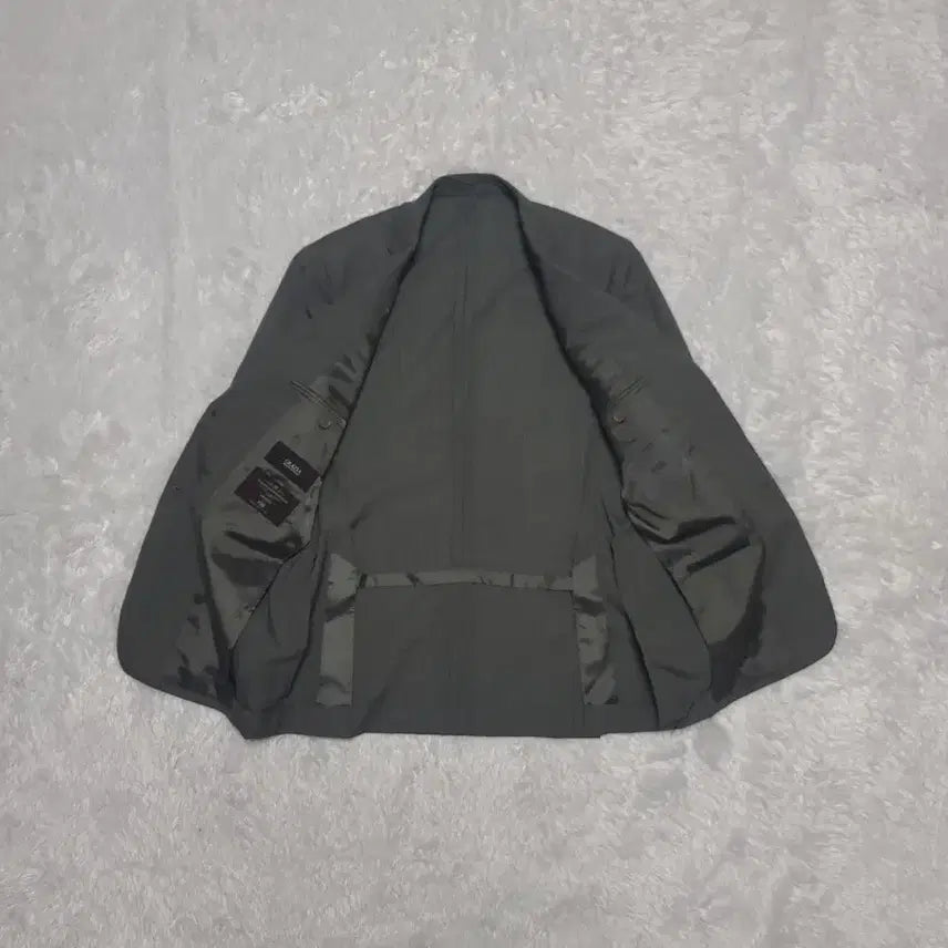 [SOLD OUT] 지이크 그레이 여름 정장 세트