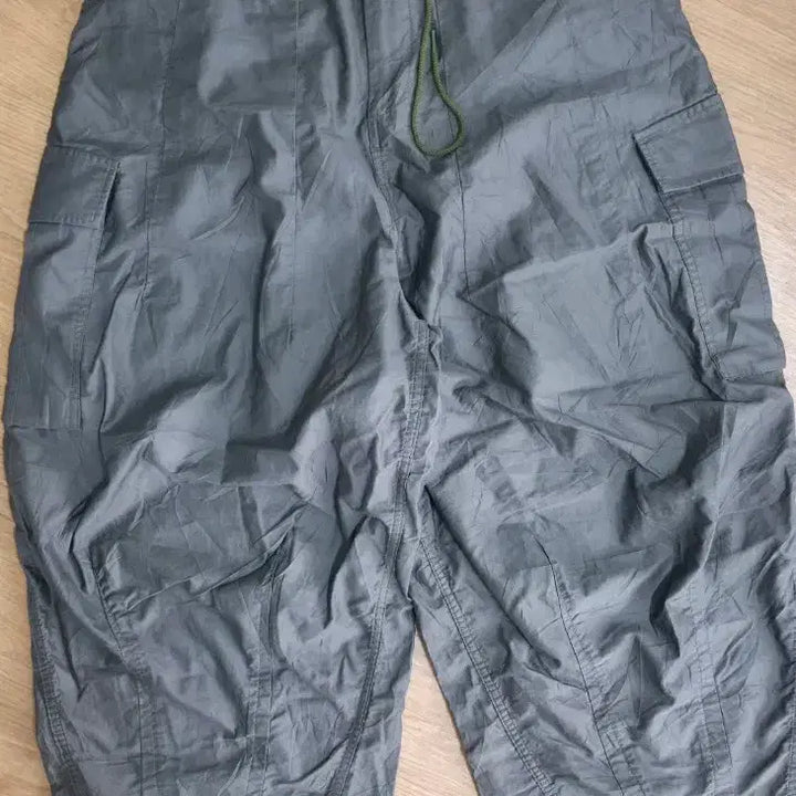 [BUNJANG] Needles Cargo Pants L Khaki Cotton / Needles HD 벌룬 카고 팬츠(카키)