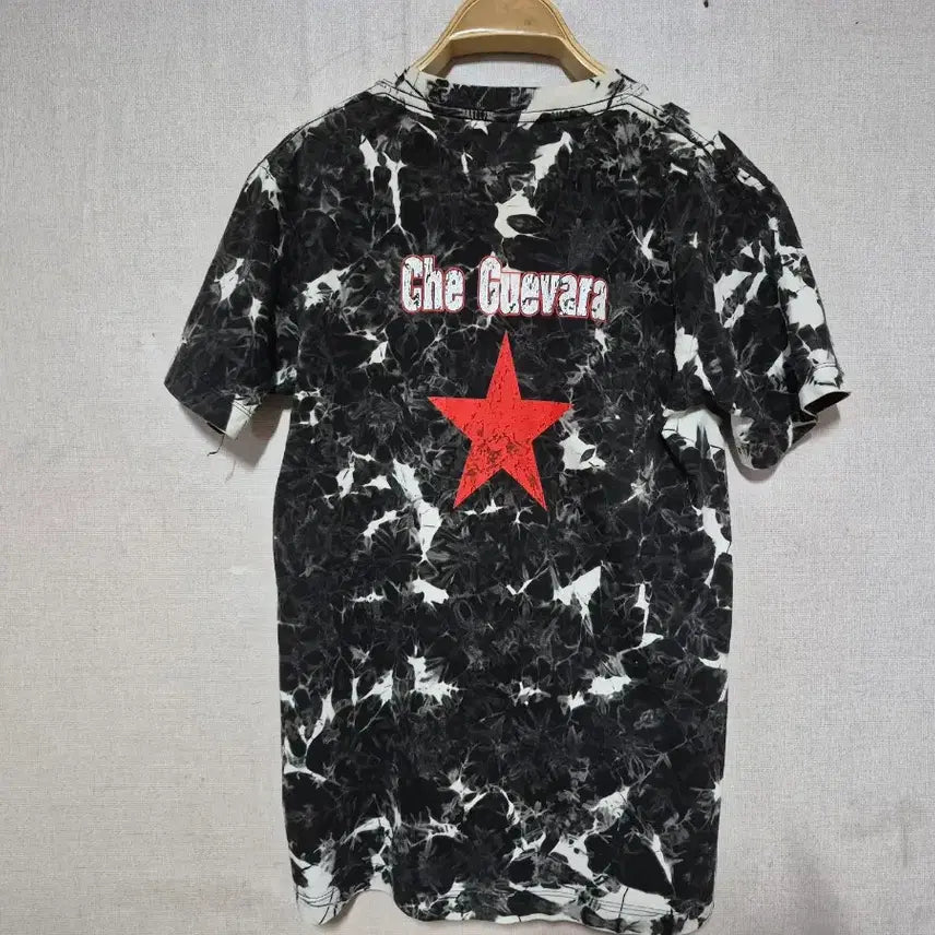 [BUNJANG] Che Guevara Printing Short Sleeve T-Shirt (Size S) / 체 게바라 프린팅 반팔 티셔츠( S)