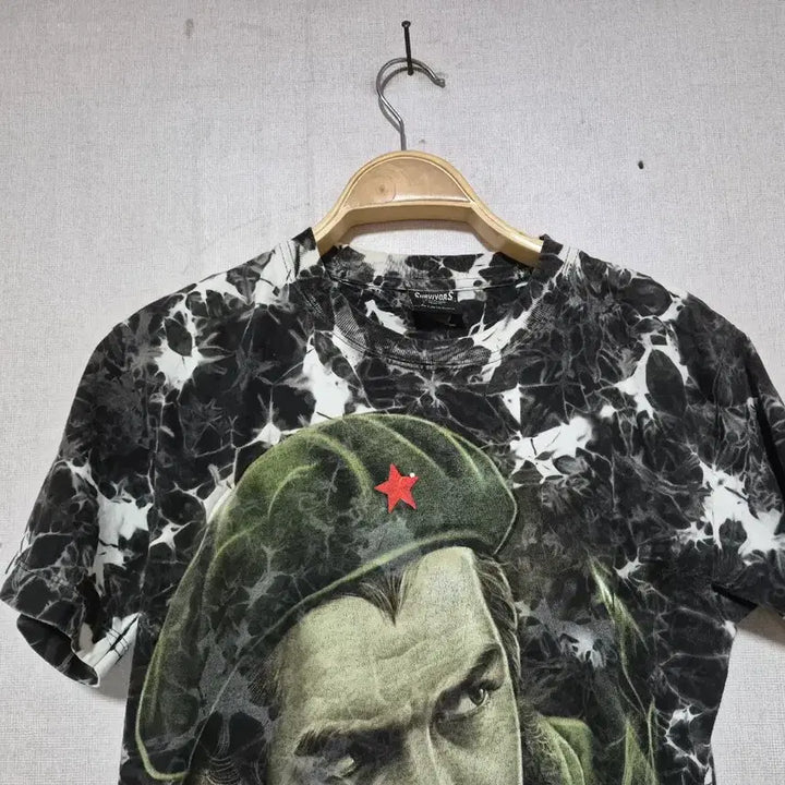 [BUNJANG] Che Guevara Printing Short Sleeve T-Shirt (Size S) / 체 게바라 프린팅 반팔 티셔츠( S)