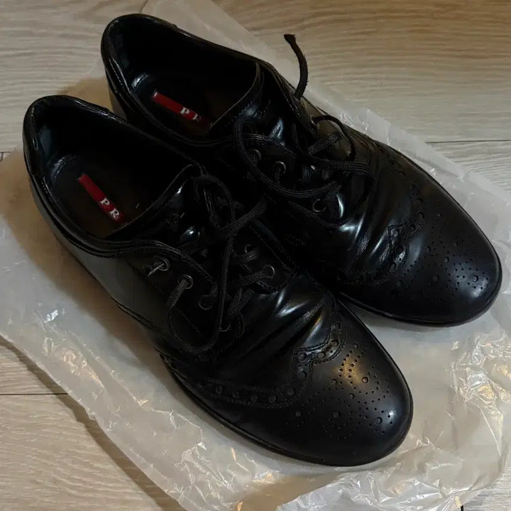 [BUNJANG] Prada Sport Wingtip Leather Shoes / 프라다스포츠 윙팁 레더슈즈