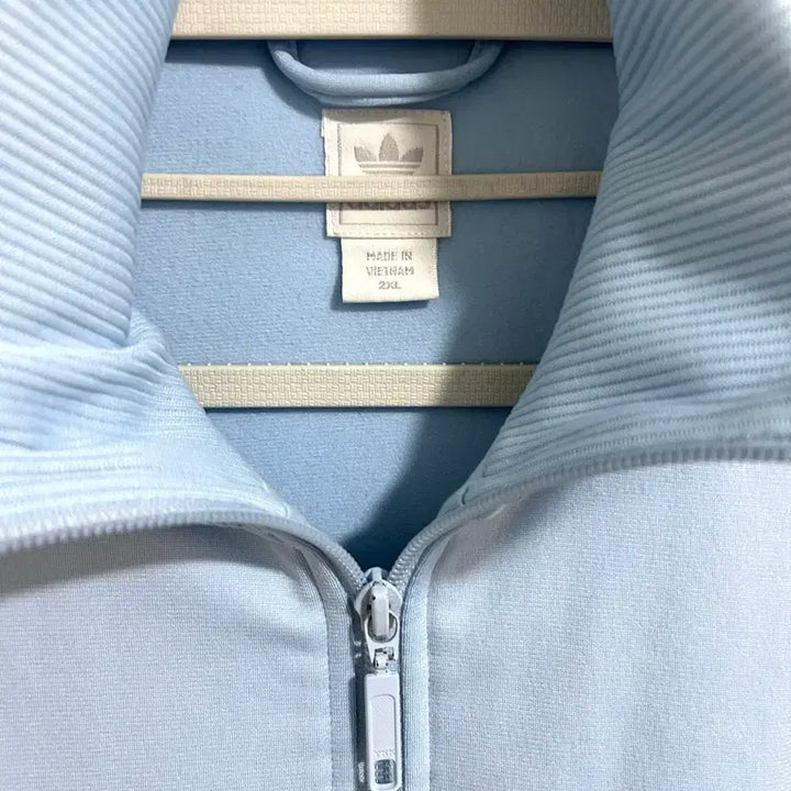[BUNJANG] Adidas Sky Blue Track Top Jersey / 아디다스 하늘브라운 트랙탑 져지