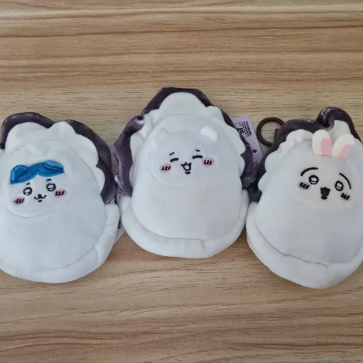 [BUNJANG] Chiikawa Burrow Pouch Keychain Set / 치이카와 시리즈 굴 파우치키링 세트
