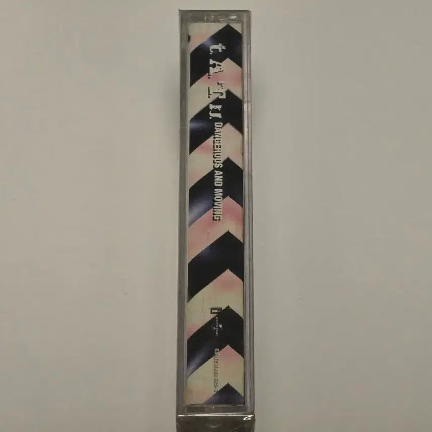 [SOLD OUT] [BUNJANG] t.A.T.u. Dangerous and Moving Cassette Tape (Sealed/Rare) / (미개봉/희귀) t.A.T.u. - Dangerous and Moving