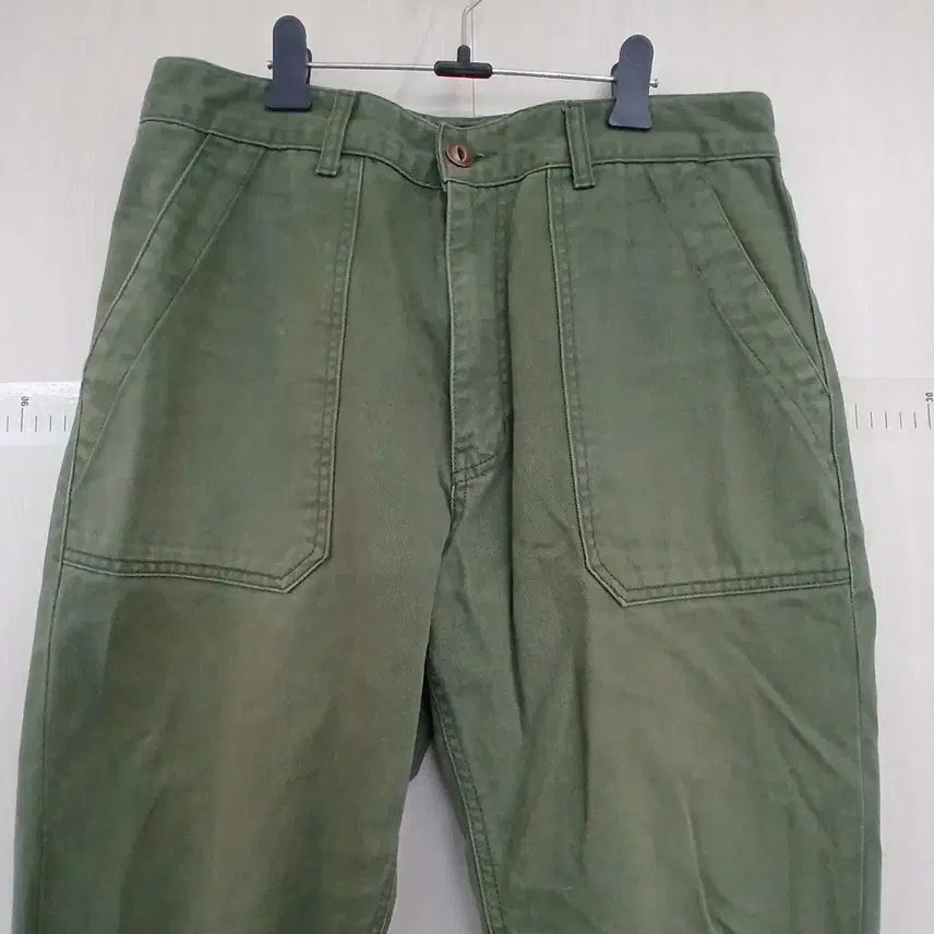 [BUNJANG] Uniform Bridge Khaki Cotton Pants / 유니폼 브릿지 카키색 면바지 남성용