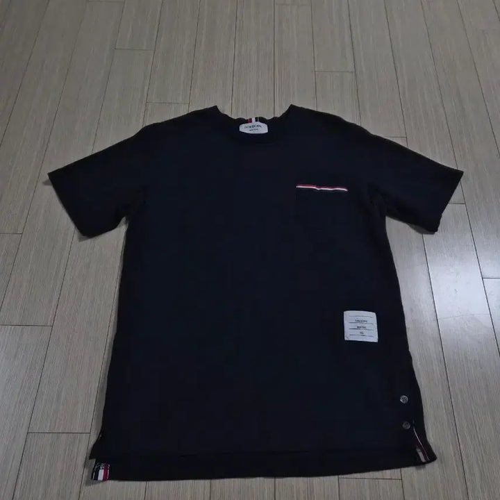 [BUNJANG] Thom Browne Navy Pocket Short Sleeve T-Shirt / 톰브라운 네이비 포켓 반팔 티셔츠