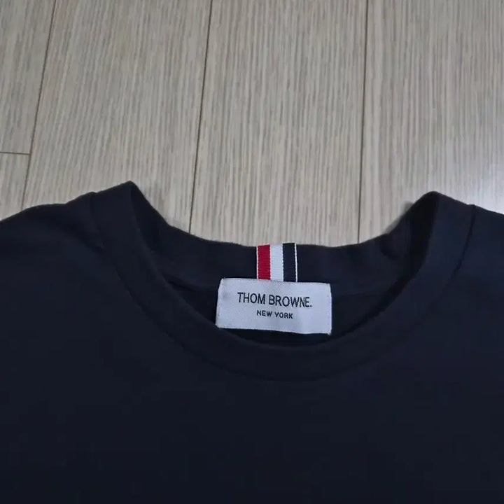 [BUNJANG] Thom Browne Navy Pocket Short Sleeve T-Shirt / 톰브라운 네이비 포켓 반팔 티셔츠