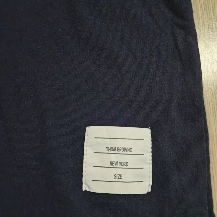 [BUNJANG] Thom Browne Navy Pocket Short Sleeve T-Shirt / 톰브라운 네이비 포켓 반팔 티셔츠