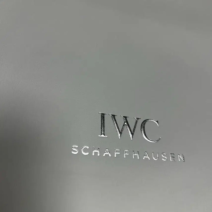 [SOLD OUT] IWC 쇼핑백 판매합니다.