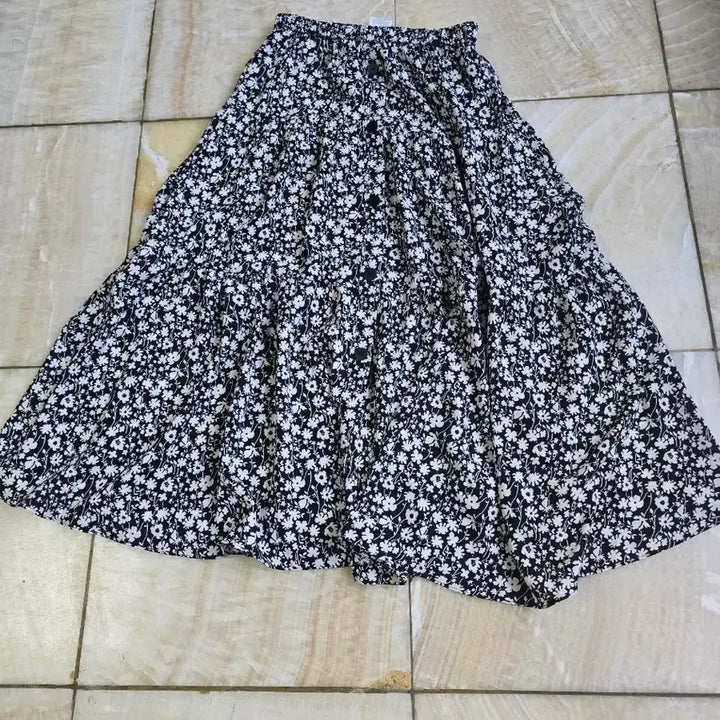 [BUNJANG] Celeb Flower Pattern Long Skirt - Black / Celeb 플라워 롱 스커트 S 블랙