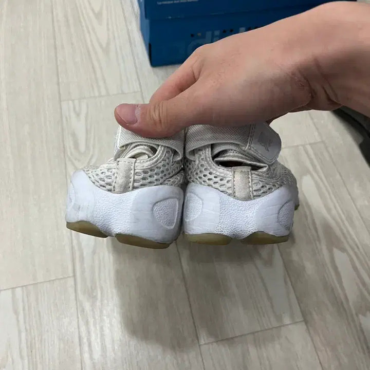 [BUNJANG] Nike Air Rift Tabi Sandals (Women&