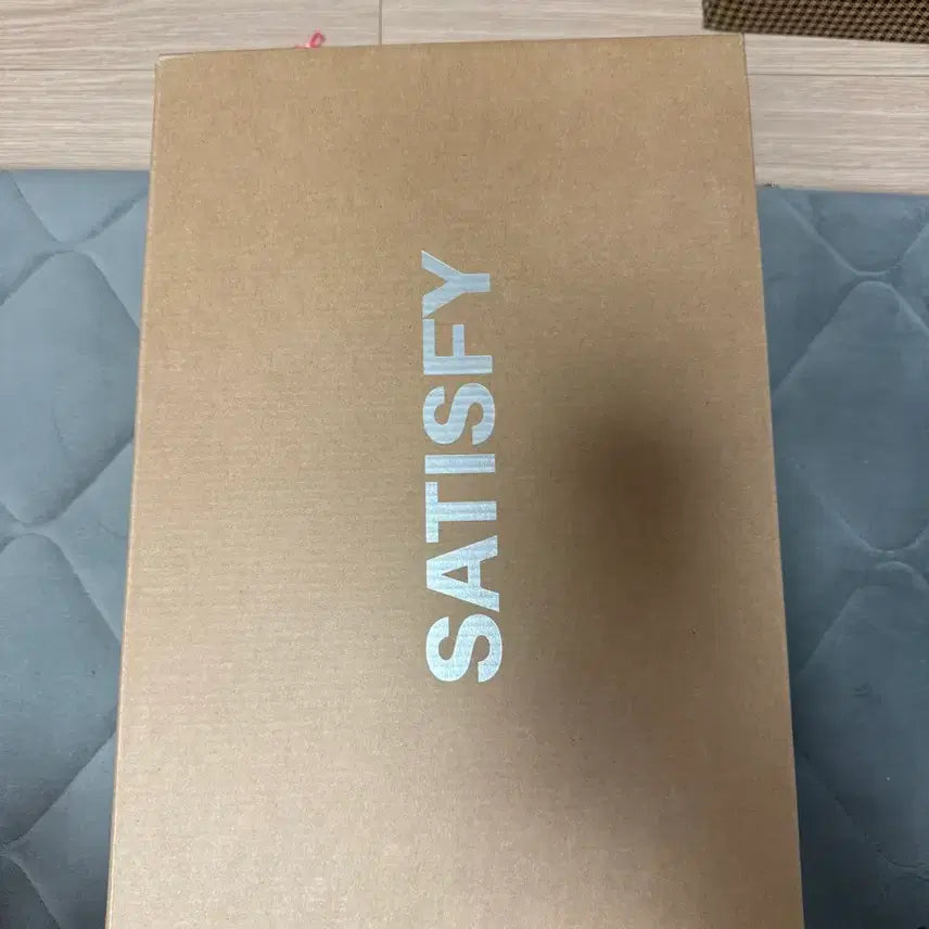 [BUNJANG] Satisfy The Locker Jet Black Sneakers / 새티스파이 더 라커 제트블랙 운동화