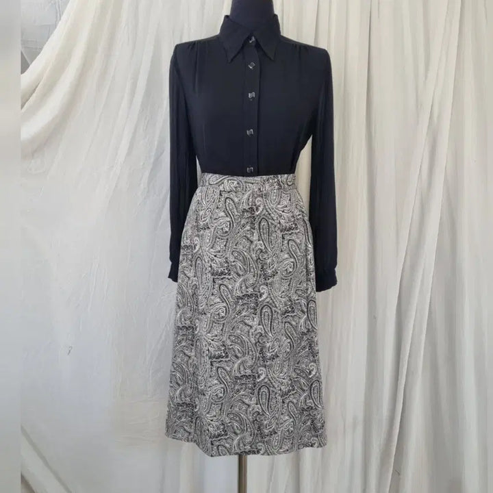 [BUNJANG] H-Line Paisley Midi Skirt / H라인 페이즐리 미디 스커트