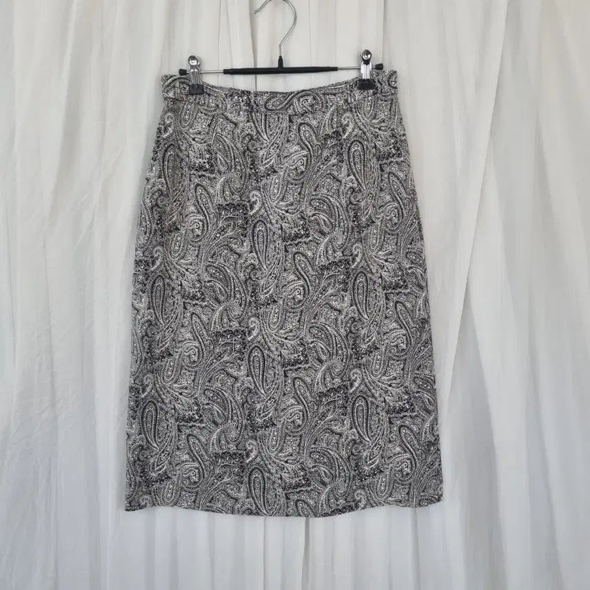 [BUNJANG] H-Line Paisley Midi Skirt / H라인 페이즐리 미디 스커트