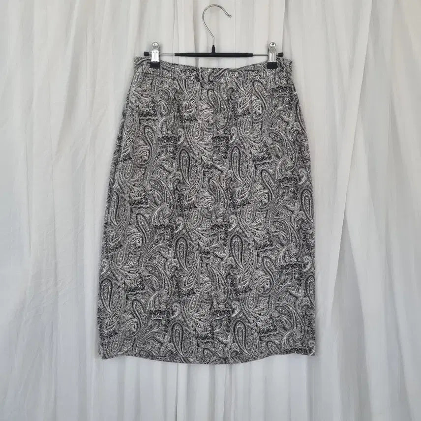 [BUNJANG] H-Line Paisley Midi Skirt / H라인 페이즐리 미디 스커트