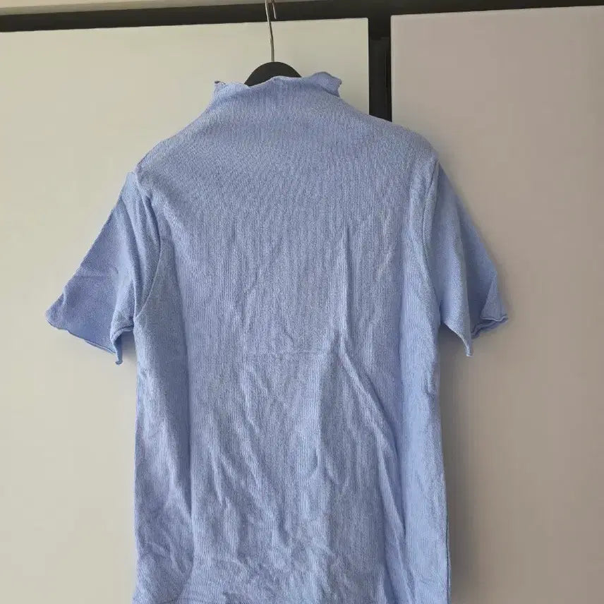 [BUNJANG] Sky Blue Half-Neck T-Shirt (New) / 하늘 반폴 티셔츠(새상품)