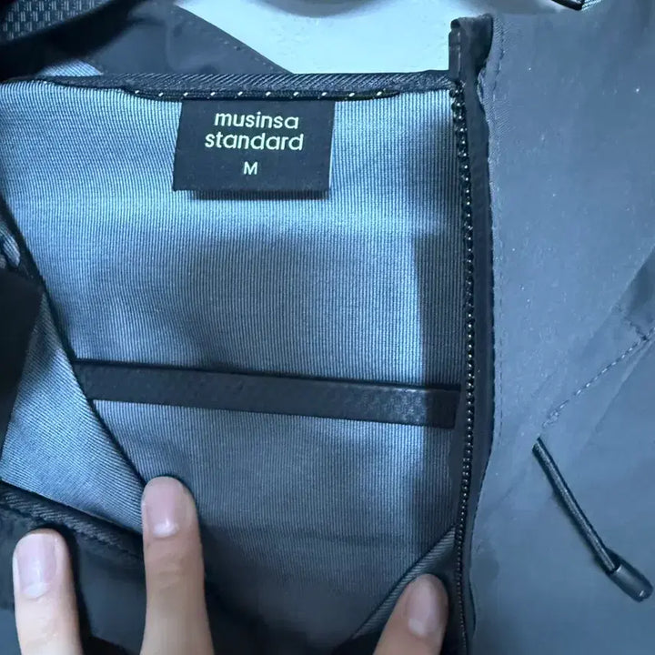 [BUNJANG] Musinsa Windbreaker Jacket (Gray, M) / 무신사 윈드브레이커 바람막이 그레이M