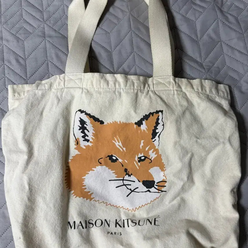 [SOLD OUT] (정품)메종키츠네 남녀공용 아이보리 에코백