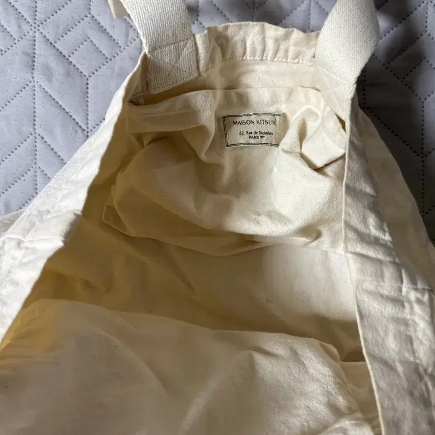 [SOLD OUT] (정품)메종키츠네 남녀공용 아이보리 에코백